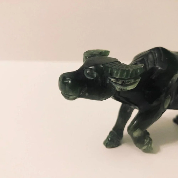 Vintage Stone  Water Buffalo 4 Inch Long Figurine - Picture 5 of 16